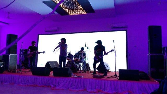 famous live band navi-mumbai